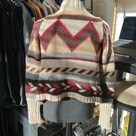 AEROPOSTALE  Cozy Tibal Beige Patterned Women Sweater - Picture 3 of 4